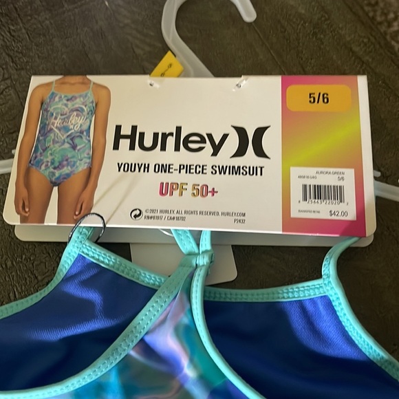 COPY - Hurley one piece swimsuit 5/6 - Picture 5 of 6